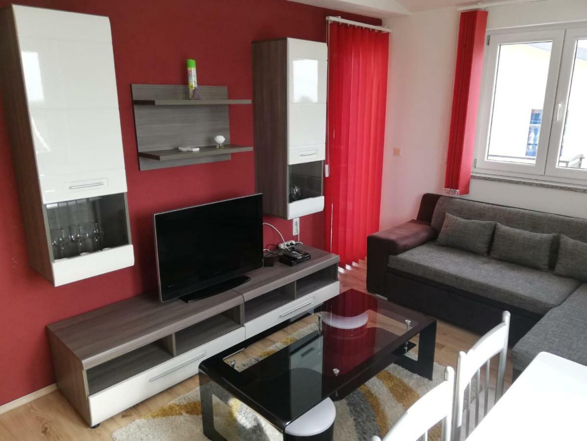 Apartment Radmani